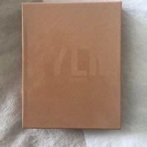 Kylie chocolate cherry kylighter!